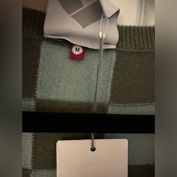 Happy Sheep NWT size Medium oversized green squares with hints of blue V neck - Picture 2 of 9